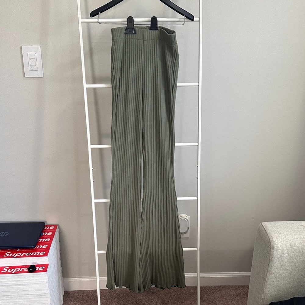 American Eagle Outfitters Olive Green Ribbed Leggings